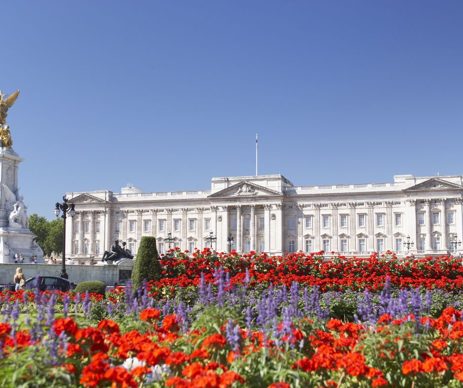 How to Visit Buckingham Palace in 2023 Tickets, Hours, Tours and More-Mowbray court hotel earls court